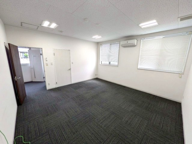 【洋室】 | 事業用）IG BILD（事務所）