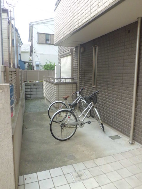 Ｌａ　ｃｈａｍｂｒｅ　Ｍのその他共用部分|自転車置場