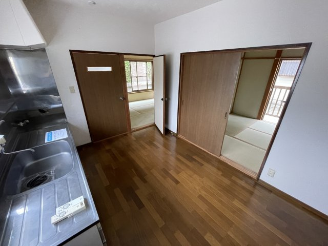 オリオンハイツB棟の洋室