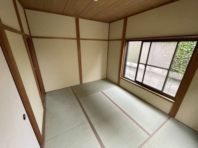 オリオンハイツB棟の和室