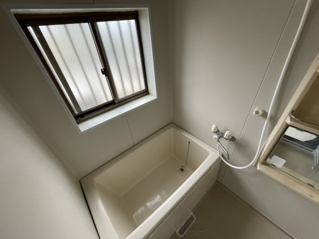 オリオンハイツB棟の浴室