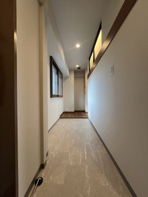 【玄関】 | サンルシエル大津 | 開放感があり、自転車などが置けて便利です