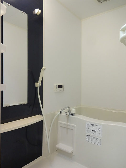 ＮＥＯ奥沢Ｅの浴室