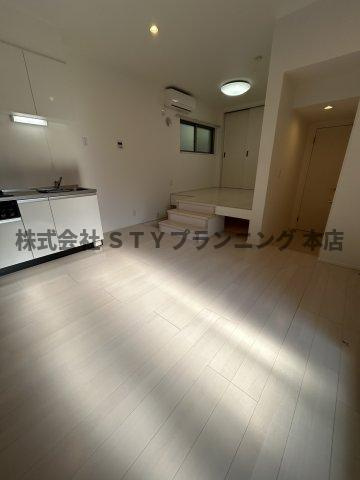 仲介手数料０円！ガルテンの居間・リビング