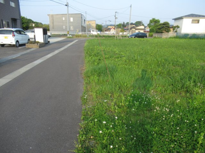 【前面道路含む現地写真】 | 能代市鰄渕字古川反・売地