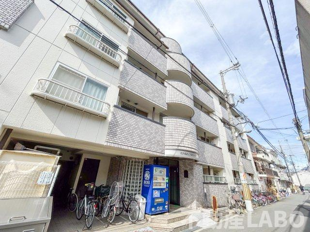 カーサ照ヶ丘4の外観