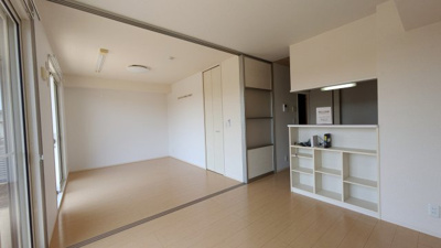 【居間・リビング】 | プラムパディーＡ棟