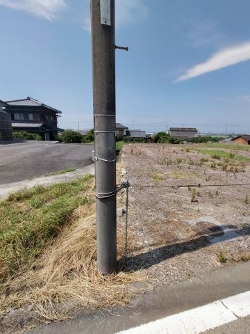 西条市楢木44-2　売土地の外観|現地写真（西側　境界付近）