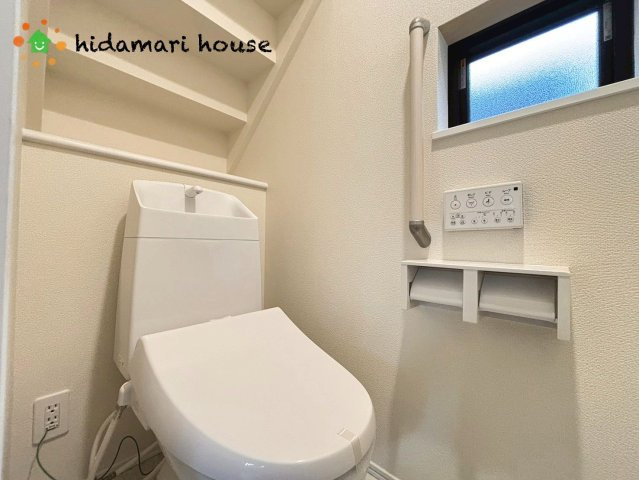 上尾市西宮下4丁目　新築戸建　ハートフルタウンAのトイレ