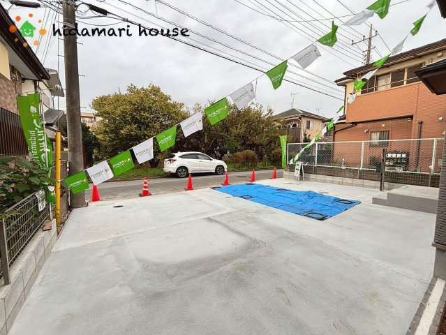 上尾市西宮下4丁目　新築戸建　ハートフルタウンAの駐車場