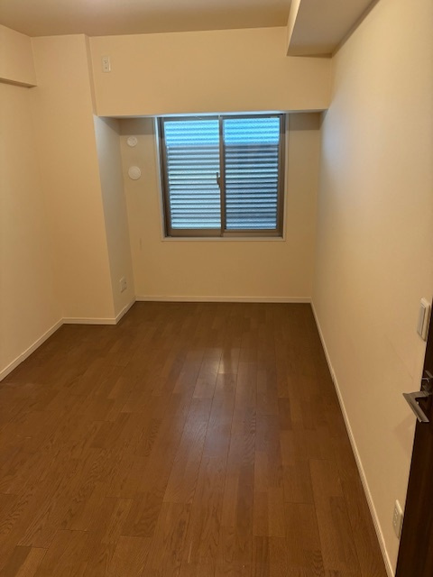 ＪＲ石山駅まで徒歩９分＆２沿線利用ＯＫ■ペット飼育可■眺望良好の３ＬＤＫ■メイツブラン大津石山の洋室|洋室