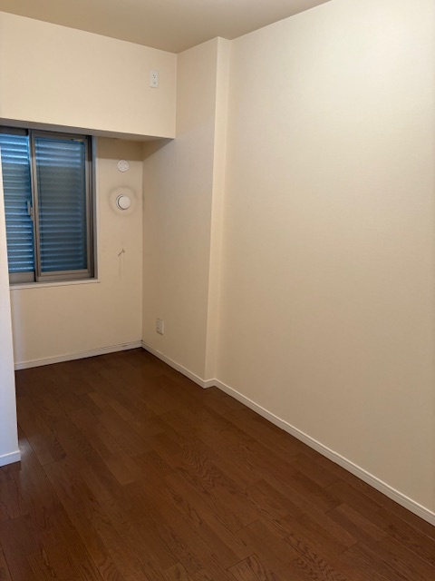 ＪＲ石山駅まで徒歩９分＆２沿線利用ＯＫ■ペット飼育可■眺望良好の３ＬＤＫ■メイツブラン大津石山の洋室|洋室