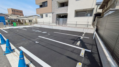 【駐車場】 | リバーサイドレジデンス