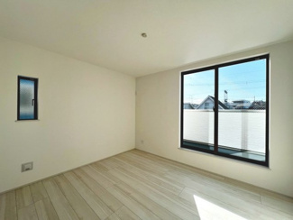 【洋室】 | 池尻北１丁目　新築分譲住宅　全２区画 | 【現地見学可能】現地周辺の環境や、駅までの道のりなど周辺環境も合わせてご確認いただき、ぜひご検討ください！ご内覧・現地見学をご希望の際は是非、イエストアまでお問合せ下さい♪