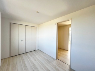 【洋室】 | 池尻北１丁目　新築分譲住宅　全２区画 | 田仲北野田病院まで徒歩２１分ですので、突然の怪我や体調不良の時にも安心ですね♪