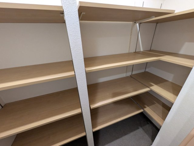 小机って何がある？な、４LDK【ファミールガーデン横浜・小机参番館】の収納|収納のためのスペースです