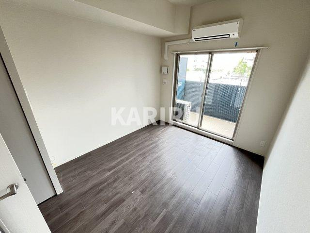 プレサンス深江橋ラヴィゲートの居間・リビング