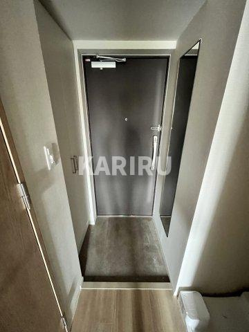 プレサンス深江橋ラヴィゲートの玄関