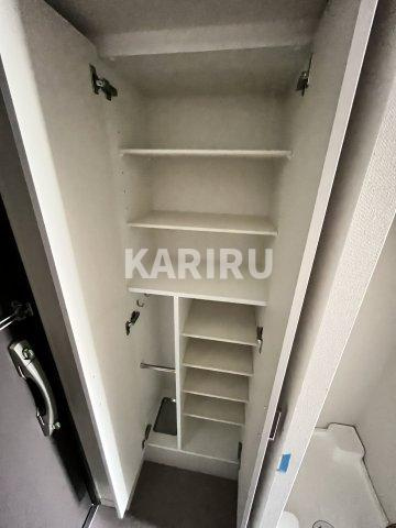 プレサンス深江橋ラヴィゲートの玄関