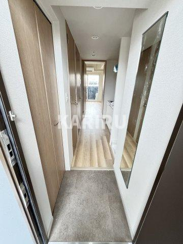 プレサンス深江橋ラヴィゲートの玄関