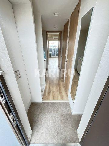 プレサンス深江橋ラヴィゲートの玄関