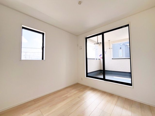 クレイドルガーデン岩出市新田広芝　第3の洋室