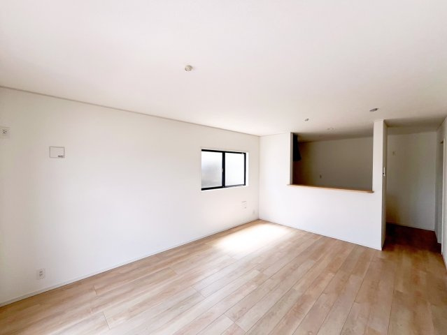 クレイドルガーデン岩出市新田広芝　第3の居間・リビング