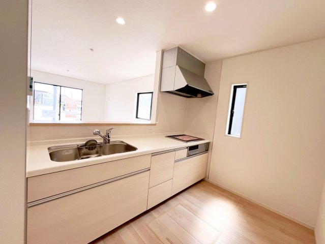 クレイドルガーデン岩出市新田広芝　第3のキッチン