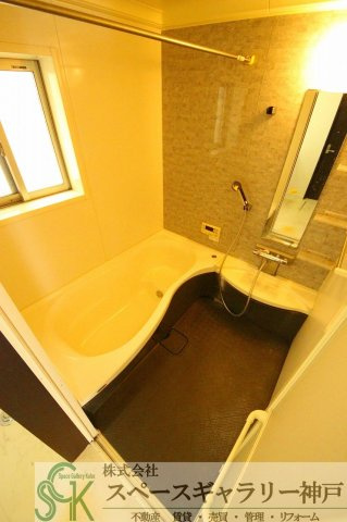 ブランベール南別府の浴室|※お部屋により仕様が異なる場合があります※
