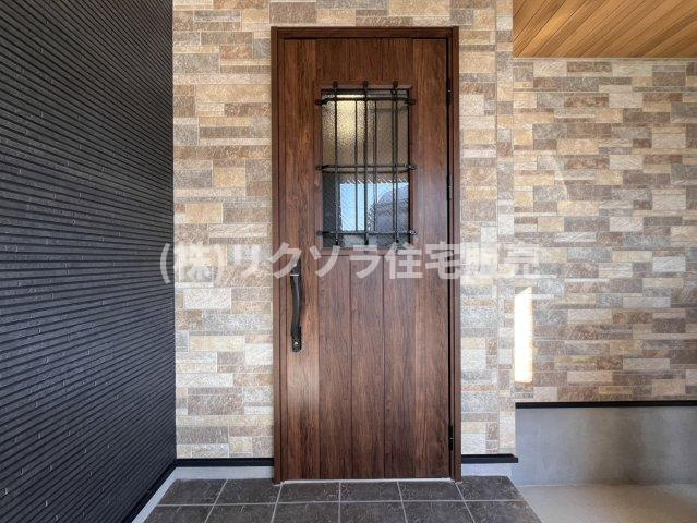 点野3丁目　新築一戸建ての防犯設備|玄関　ポケットインキー
■物件内覧・資金計画相談・住宅ローン相談、リフォーム相談、お問合せ受付中■
※当日・翌日のご内覧、ご相談はお電話でのお問合せがスムーズです！