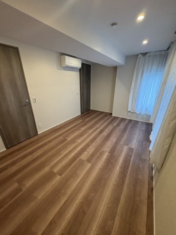クラウン青山の洋室