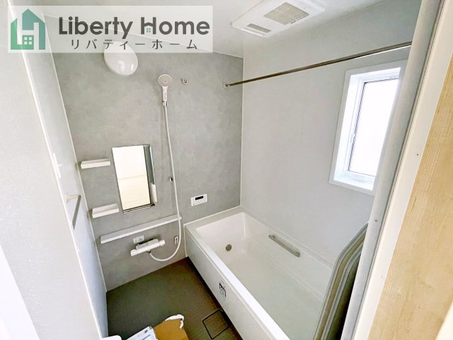 那珂市杉23-P2　4号棟　新築戸建の浴室