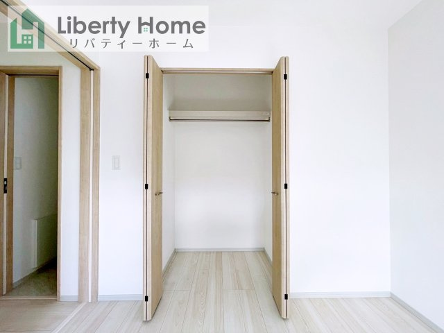 那珂市杉23-P2　4号棟　新築戸建の収納