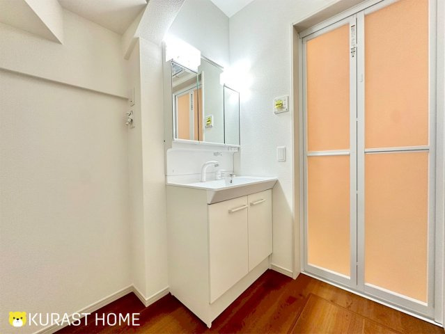 京都市西京区桂池尻町　新築戸建の洗面所