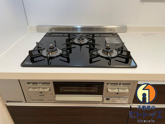 クレインの設備|グリル付き3口コンロです♪