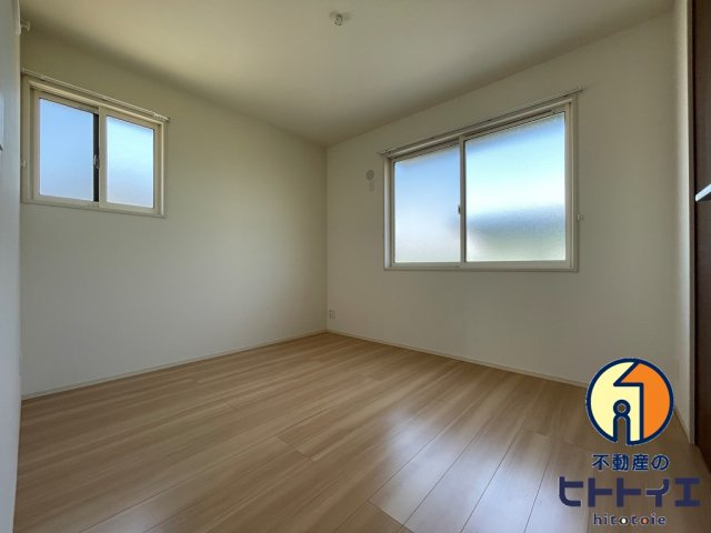 クレインの洋室|落ち着いた色調の洋室です