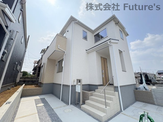 吉川市中曽根1丁目　新築戸建　全3棟　1号棟の外観|2025年5月完成の新築分譲住宅！閑静な住宅街に佇む3棟現場です