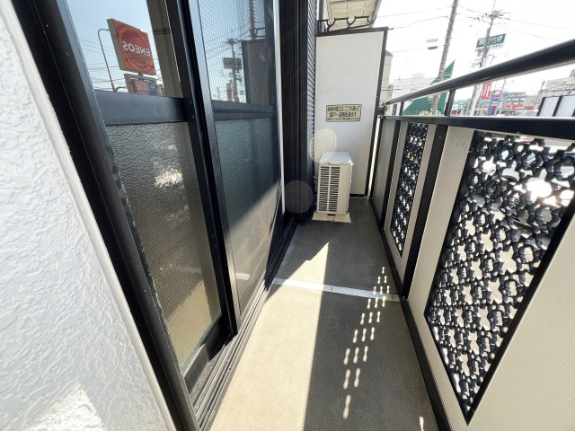 kanada B棟のバルコニー