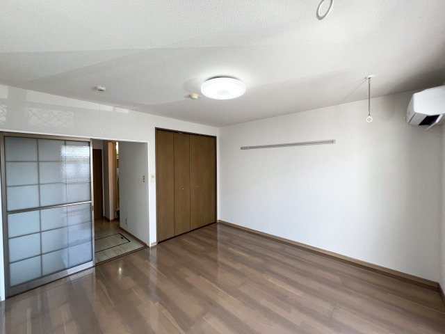 kanada B棟の居間・リビング