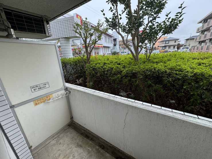 アメニティ高坂のバルコニー