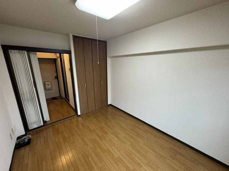 アメニティ高坂の居間・リビング