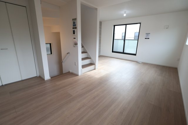 《仲介手数料無料》浦和区瀬ヶ崎５丁目36-3(全1戸)新築一戸建てリガーレ