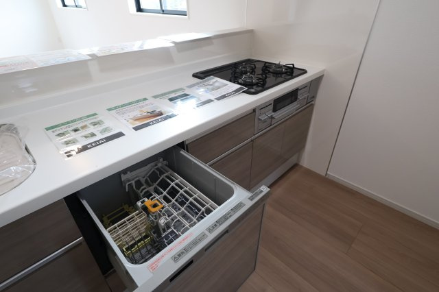 《仲介手数料無料》浦和区瀬ヶ崎５丁目36-3(全1戸)新築一戸建てリガーレのキッチン|撮影日 2025年11月27日 12:50 晴れ