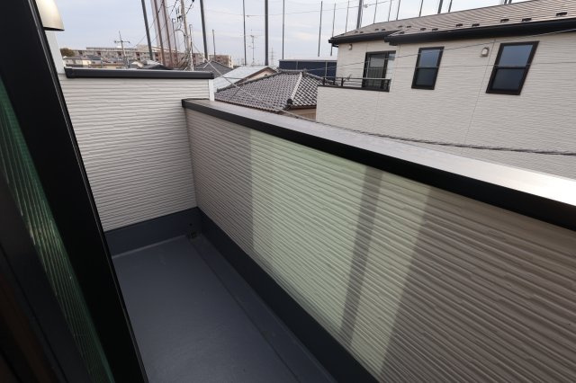 《仲介手数料無料》浦和区瀬ヶ崎５丁目36-3(全1戸)新築一戸建てリガーレのバルコニー|撮影日 2025年11月27日 12:50 晴れ