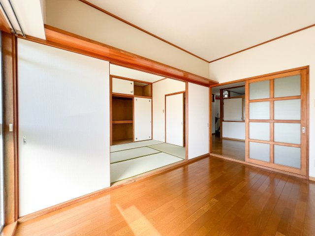 一ツ橋レジデンスの洋室