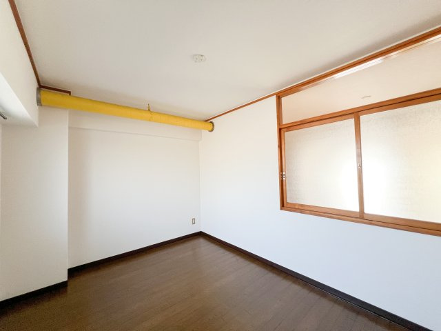 一ツ橋レジデンスの洋室