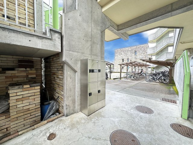 一ツ橋レジデンスのエントランス