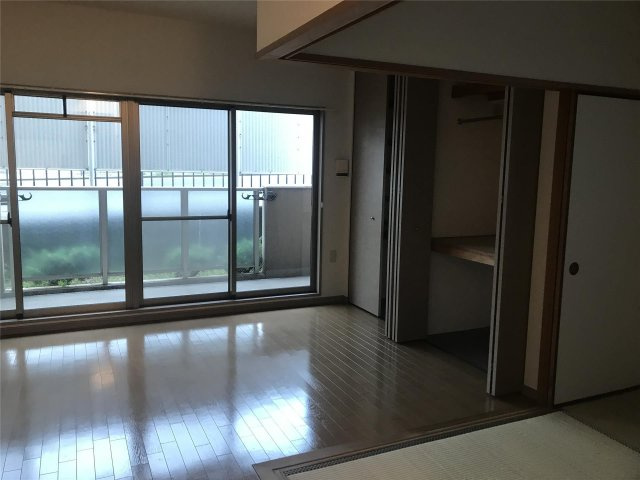 夢ガーデンの居間・リビング