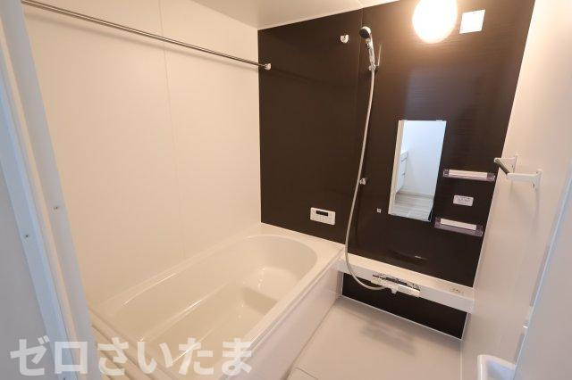 《仲介手数料無料》浦和区瀬ヶ崎４丁目32-37(全1戸)新築一戸建てリガーレの浴室