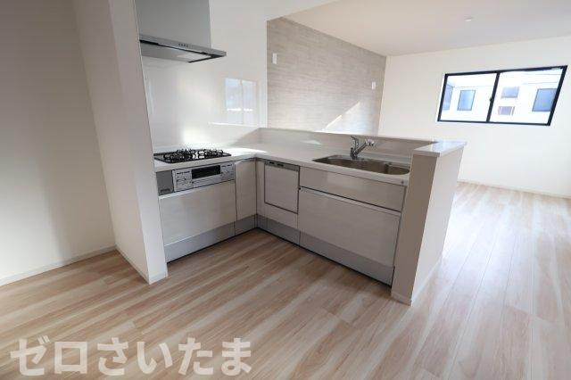 《仲介手数料無料》浦和区瀬ヶ崎４丁目32-37(全1戸)新築一戸建てリガーレのキッチン